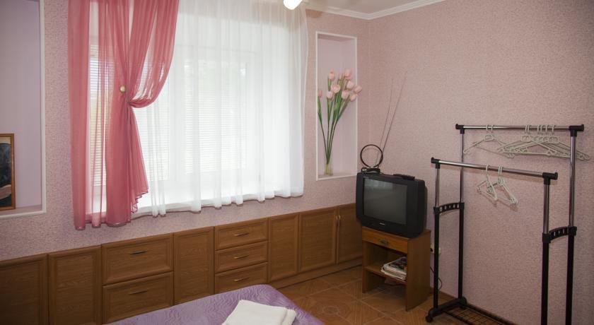 Гостевой дом Floral Courtyard Ялта-56