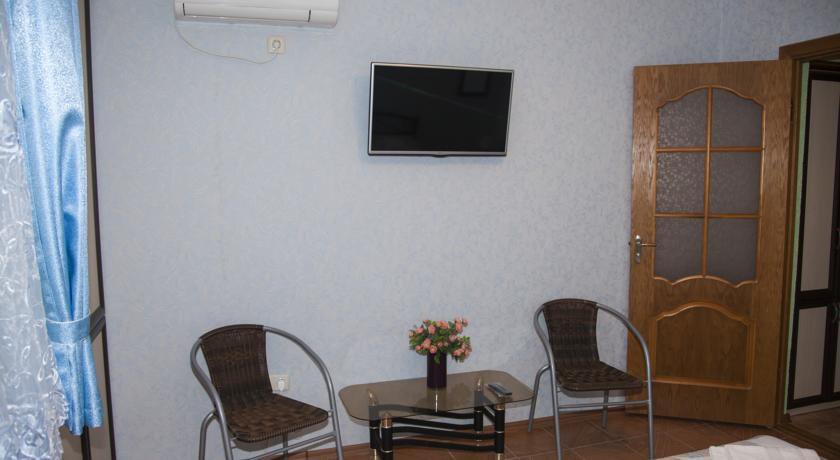 Гостевой дом Floral Courtyard Ялта-44