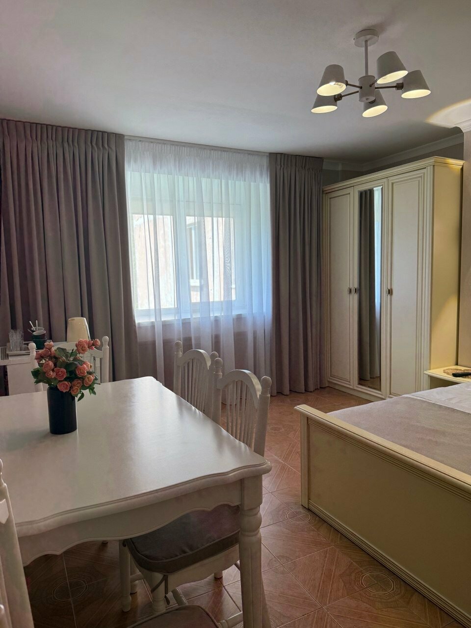 Гостевой дом Floral Courtyard Ялта-10