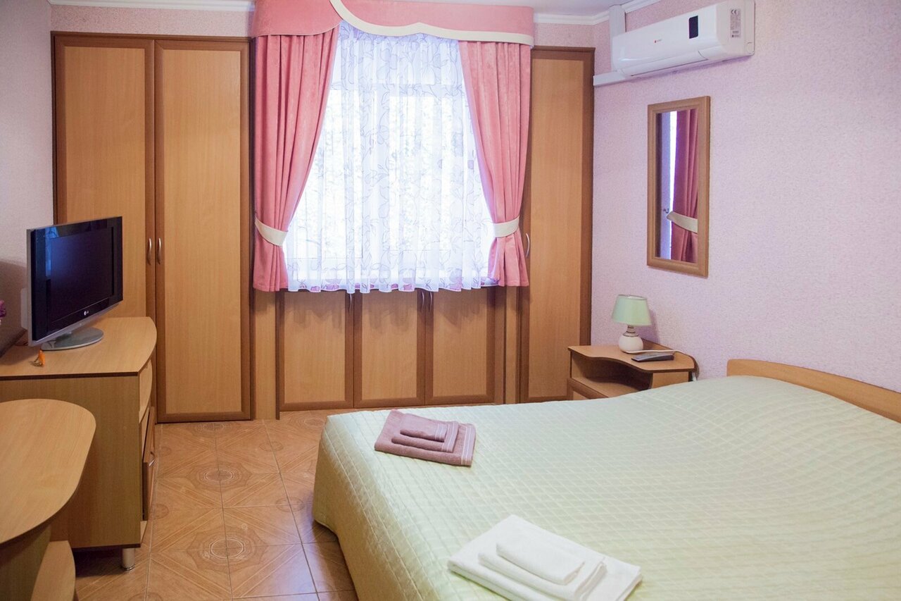 Гостевой дом Floral Courtyard Ялта