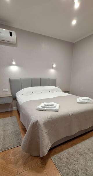 Гостевой дом Floral Courtyard Ялта Двухместный номер с 1 кроватью-15