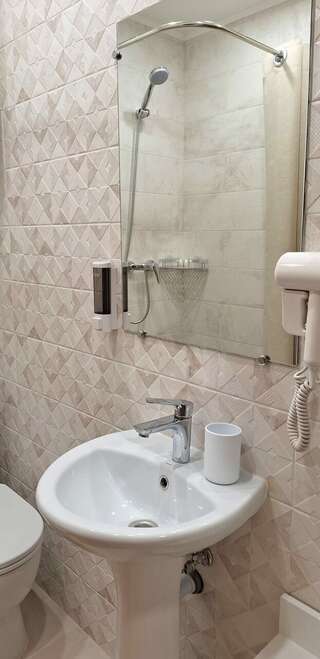 Гостевой дом Floral Courtyard Ялта Двухместный номер с 1 кроватью-10