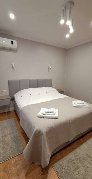 Гостевой дом Floral Courtyard Ялта Двухместный номер с 1 кроватью-9