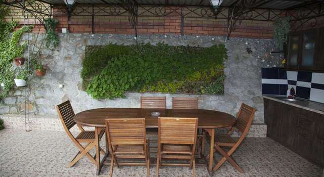 Гостевой дом Floral Courtyard Ялта-27