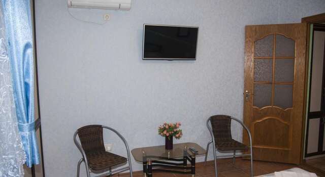 Гостевой дом Floral Courtyard Ялта-43