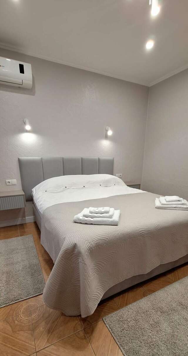 Гостевой дом Floral Courtyard Ялта-30