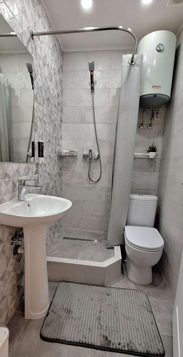 Гостевой дом Floral Courtyard Ялта-35