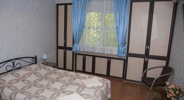 Гостевой дом Floral Courtyard Ялта-42