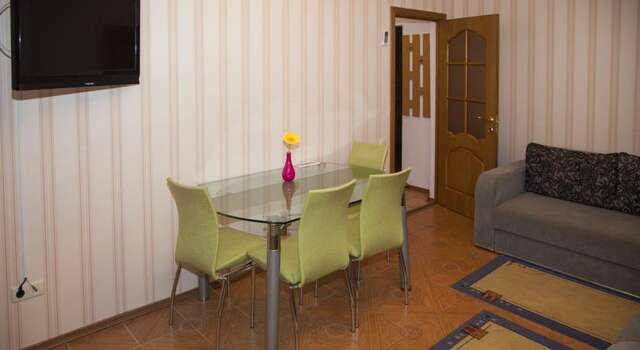 Гостевой дом Floral Courtyard Ялта-33